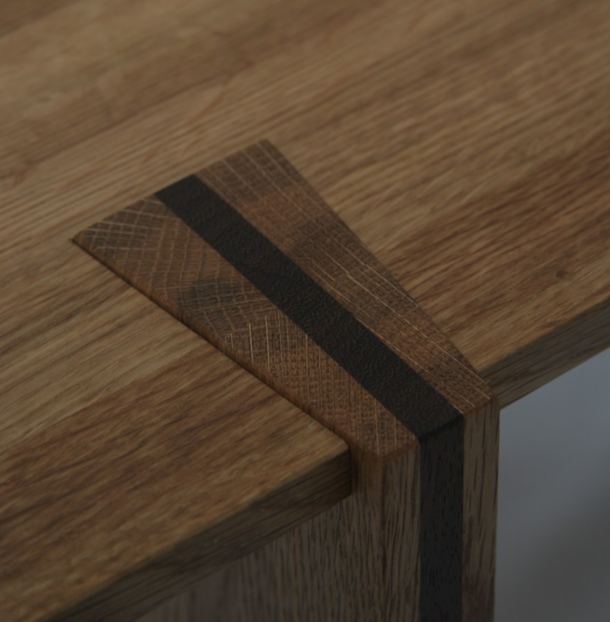 'Dovetail' coffee table leg detail